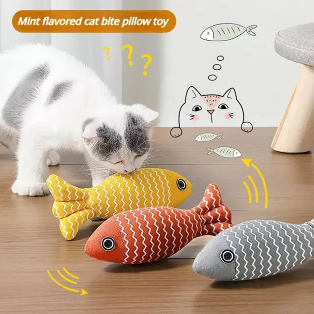 Pet Cat Play Fish Shape Mint Catnip Chewing Kids Gifts Interactive Scratch Toy % 3