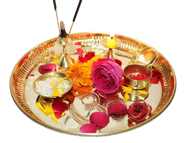 Assiette Pooja/Thali Neuve - Représentation Multicolore De Lord Ganesha Peinte à La Main - Alliage