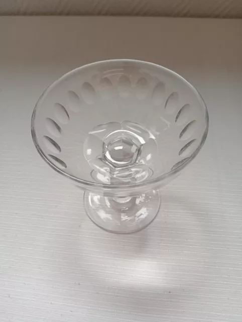 Coupe champagne BACCARAT ? gravée ancienne