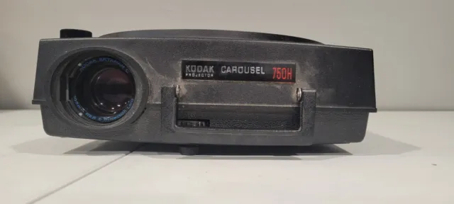 Vintage Kodak 750H Carousel Projector in Original Box with Remote and Carousel
