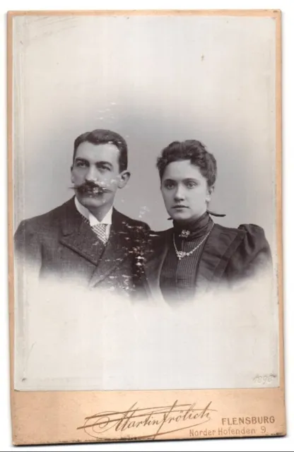 Photography Martin Frölich, Flensburg, Norder Hofenden 9, beautiful woman with marriage