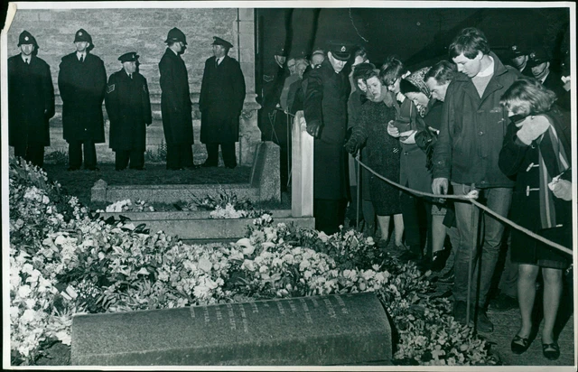 Sir Winston Churchill's grave - Vintage Photograph 4632267