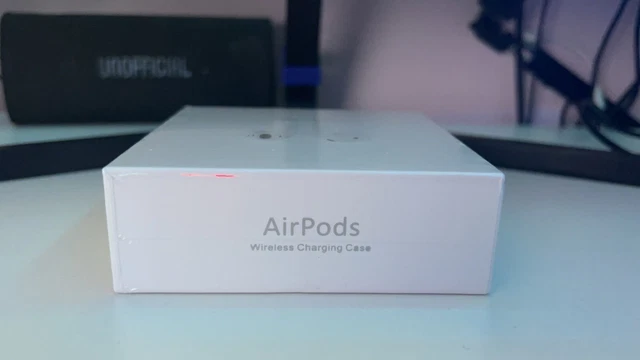 Apple AirPods 2nd Generation with Charging Case - White.Can Do Delivery 2