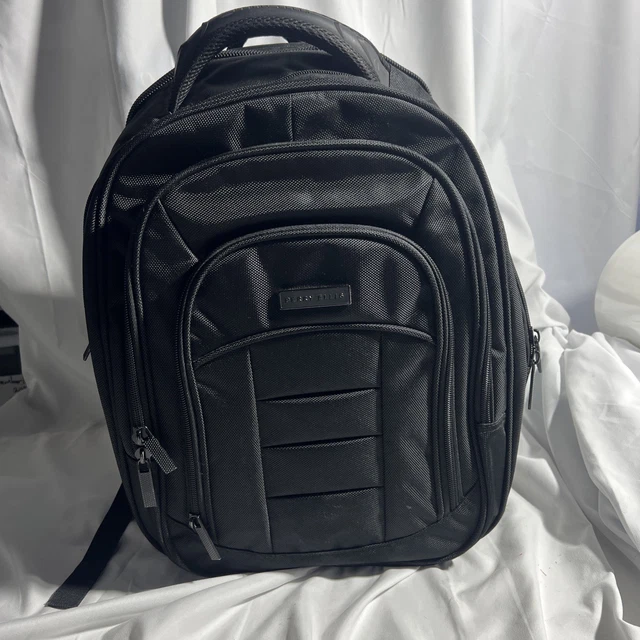 Mochila Para Portátil M150 Business Travel - Compatible Con Laptops De Hasta 15", Compartimento Para Tablet, Material 1680D Ballistic, Ideal Para Viajes De Negocios