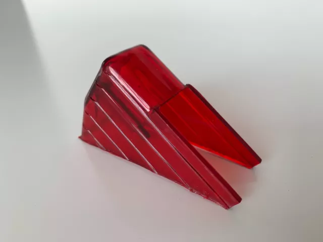 Cabochon de feu arrière Yamaha 250-350 RDLC 4lO et 4l1 Cabochon de feu arrière Yamaha 250-350 RDLC 4lO et 4l1