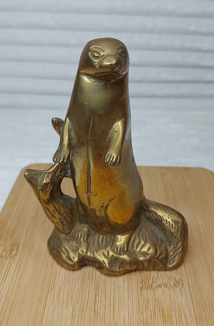 Vintage Brass Otter Standing by Tree Trunk  * 12cm x 8.5 cm *  340 grams
