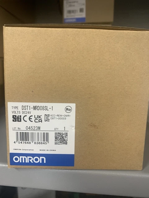 OMRON DST1-MRD08SL-1 DEVICENET safety I/O terminal block £817.60 ...