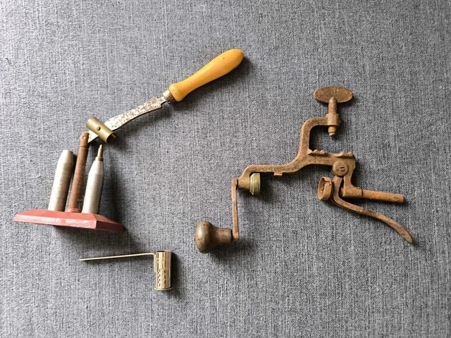 Lot D'outils Anciens Pour Fabrication De Cartouches De Chasse - Occasion, Fonctionnel, Idéal Collection