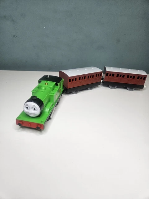 TOMY TRACKMASTER THOMAS the tank engine battery train oliver and ...