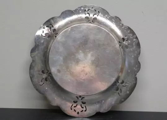 Essay Canada Vintage EP Copper Silver Plated 9.75" Tray Nice Design