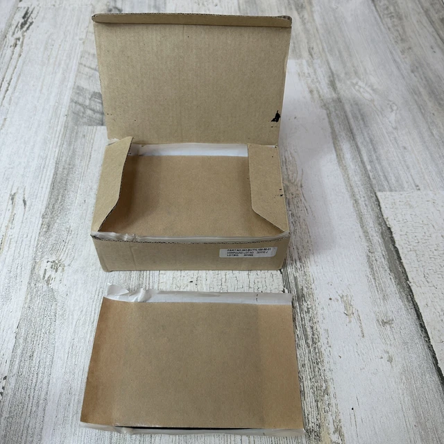 ROOF TECH'S ALPHASEAL™ 3.5” x 4” Seal Patch Box of 13