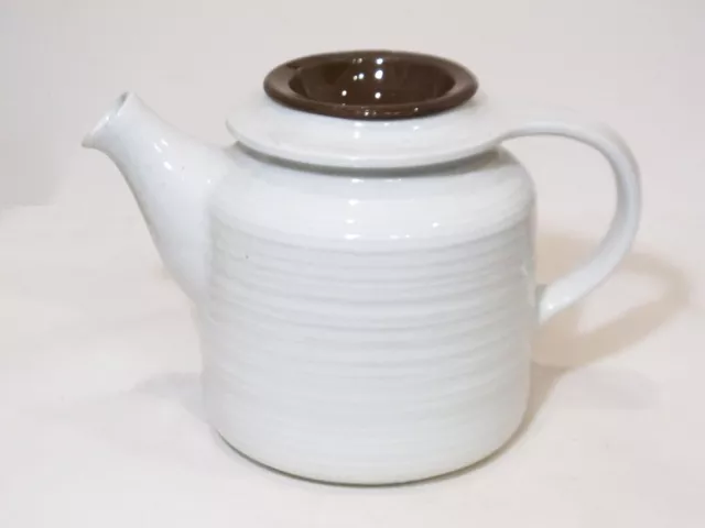Arabia Pottery Kaarna Ware GD3 Teapot — Ulla Procope / Göran Bäck