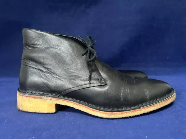Clarks friya desert boot deals