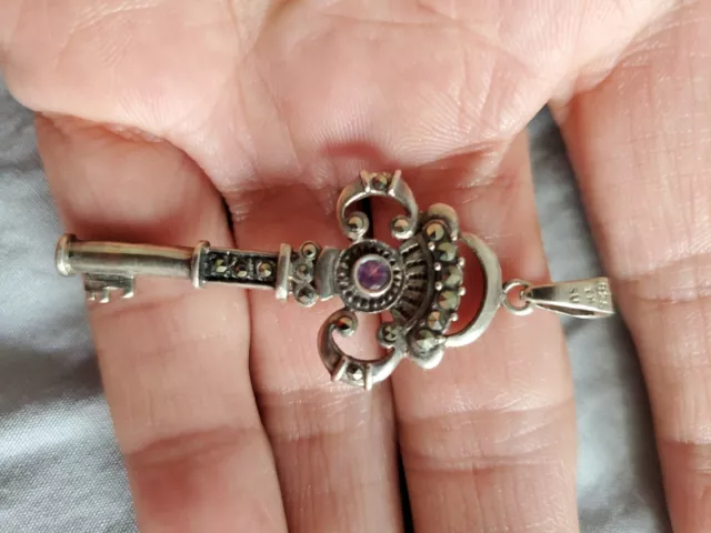 VINTAGE  STERLING  SILVER MARCASITE KEY PENDANT 54 mm ,amethyst stone