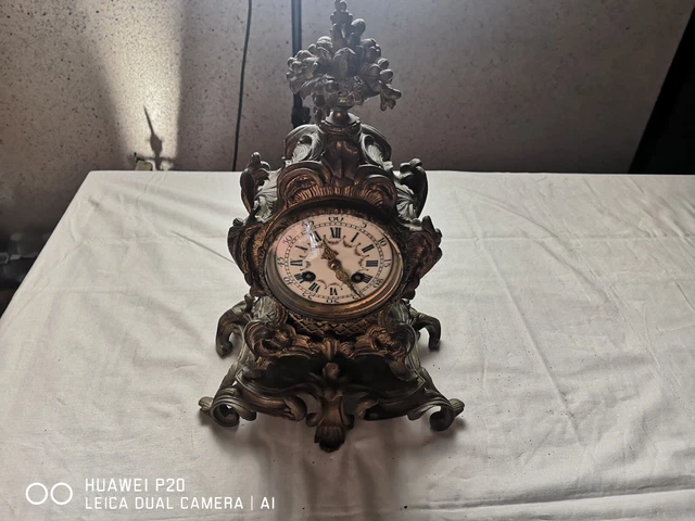 ANCIENNE PENDULE CARTEL en bronze a poser EUR 150,00 - PicClick FR