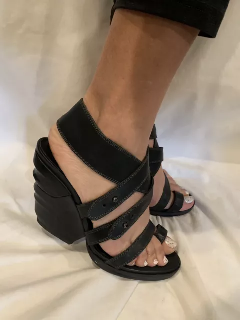 NIB LD TUTTLE black leather sandals The Sharp Coal Size 38/ US8M