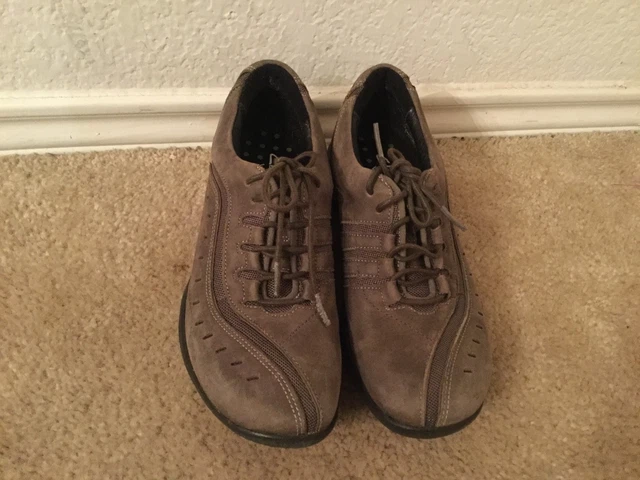 Women's Clarks Wave Wheel Walking Shoes 86510 Sz 5 Medium