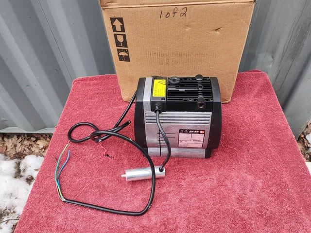 Jun-Air OF301 OIL-LESS ROCKING PISTON Motor Air Compressor