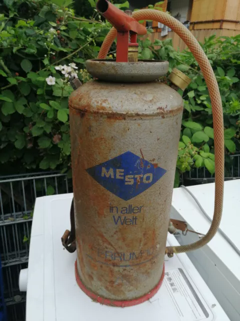 antike Baum spritze,Werkzeug,Garten,Museum,landwirtschaft,Holder