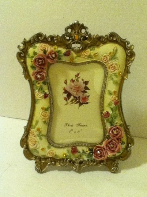 BEAUTIFUL PHOTO FRAME WITH FLOWERS & STONES 4" x 6"