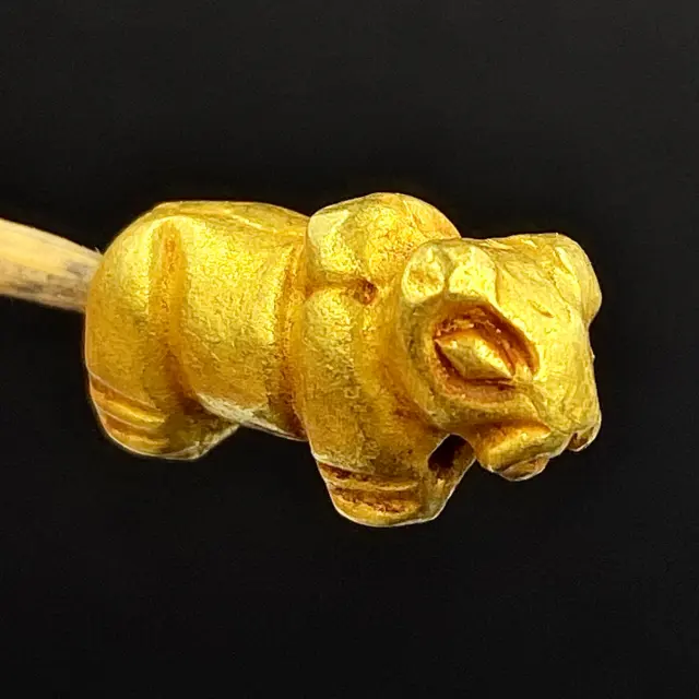 Vintage Gold bead Bull Animals figures Beads from Pyu Period South east Asia