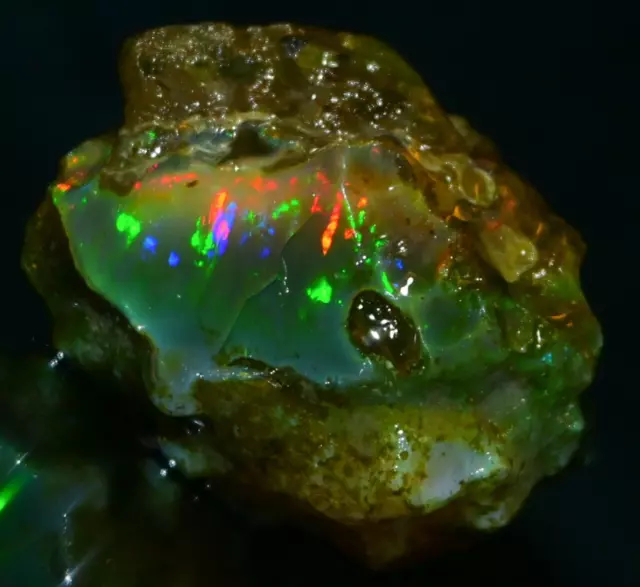 Multi-Feuer-Opal, 140,00 Karat, natürlicher äthiopischer Opal, roher...