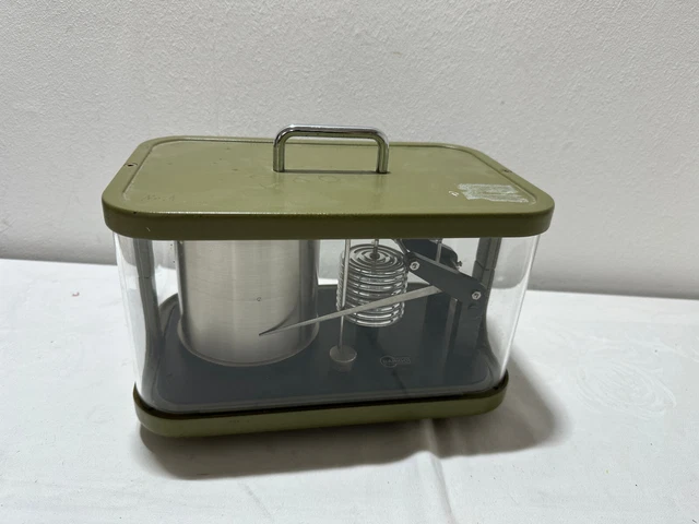 Barigo Barograph, mechanischer Trommelbarograph Batterifach gerissen defekt