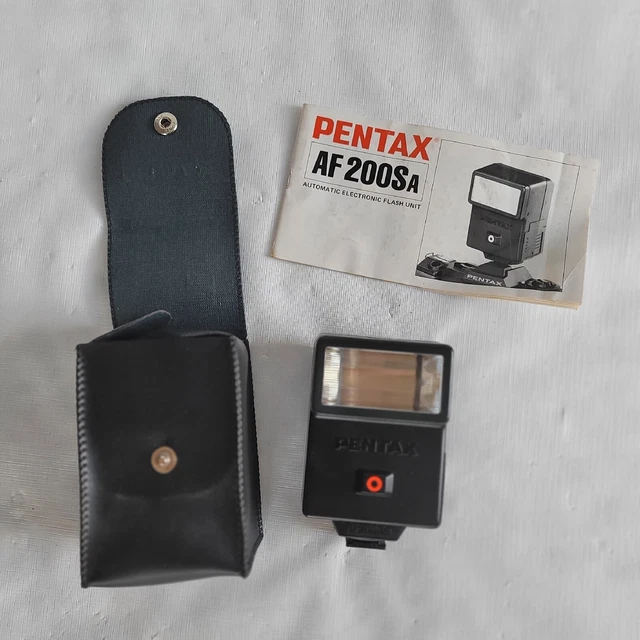 Pentax AF 200SA AF Automatic Electronic Flash Unit w/ Case & Manual Excellent
