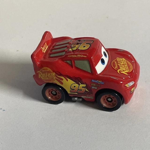 Mattel Srl Fkl39 Cars Mini Racers Modello Flash Lightning Mcqueen Muddy Lightning Mcqueen Saetta Mcqueen Infangato Frr51