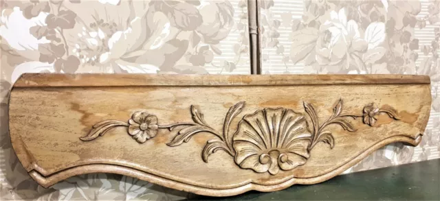 Antique french architectural salvage - Flower shell decorative carving pediment