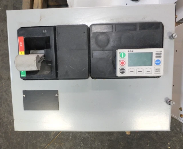 EATON MCC BUCKET - 480 VOLT w/30 A BREAKER - SIZE 1 STARTER