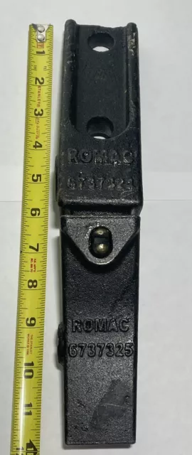 Romac Flush Mount Adapter Bobcat Style 6737324 6737325