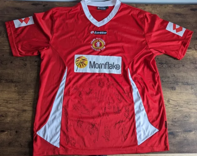 Crewe Alexandra Football Shirt Vintage 2009  Signed By Squad XL