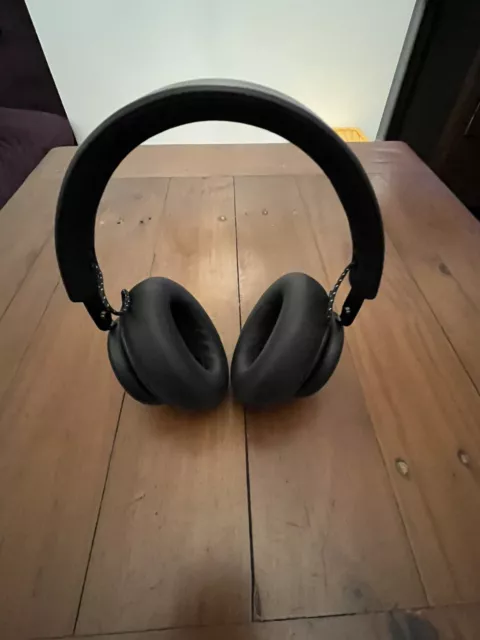 Bang & Olufsen Beoplay H4  headphones bluetooth wireless