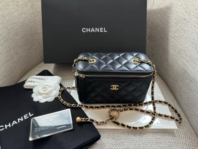 AUTH BNIB CHANEL Trendy CC Coco handle White/Ivory Rose Gold