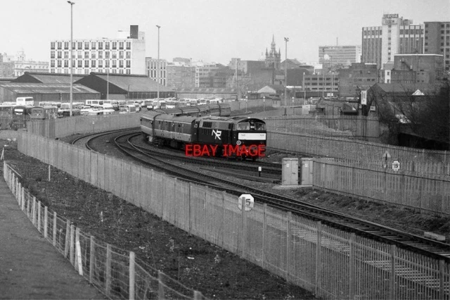 PHOTO NORTHERN Ireland Railways 1970 Brel Built Hunslet No 102 Falcon 