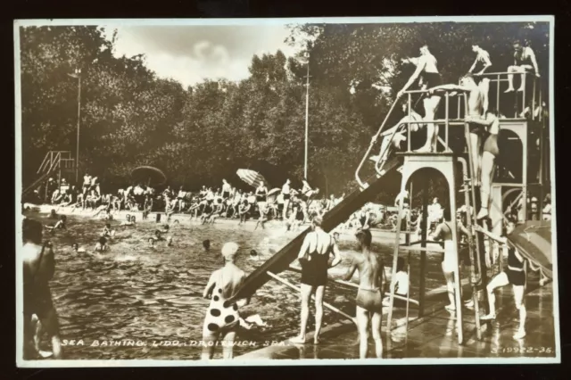 The Bathing Lido, DROITWICH SPA. WORCESTERSHIRE