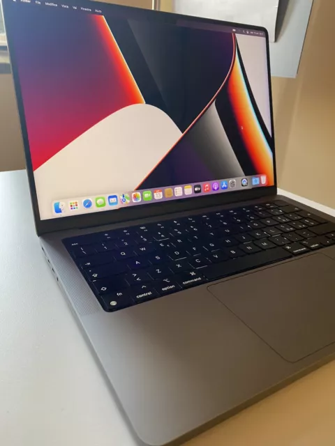 Apple MacBook Pro 14" (512GB SSD, M1 Pro, 16GB) Grey - Ancora in garanzia