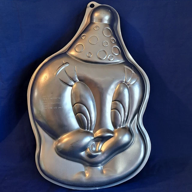 Wilton TWEETY Bird Birthday CAKE PAN Aluminum Baking Mold Candy 2105-3205