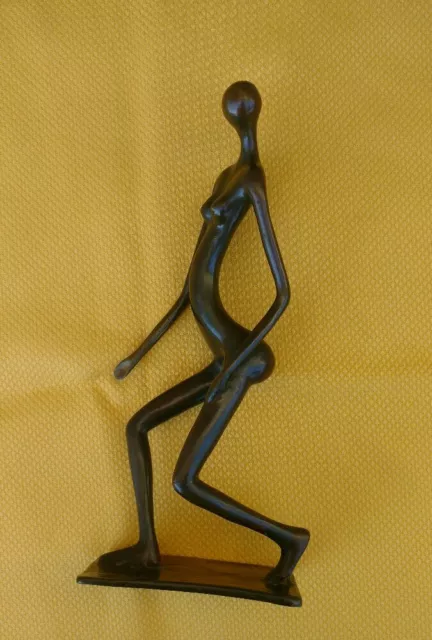 statue en bronze de femme africaine stylisée, signée & numérotée