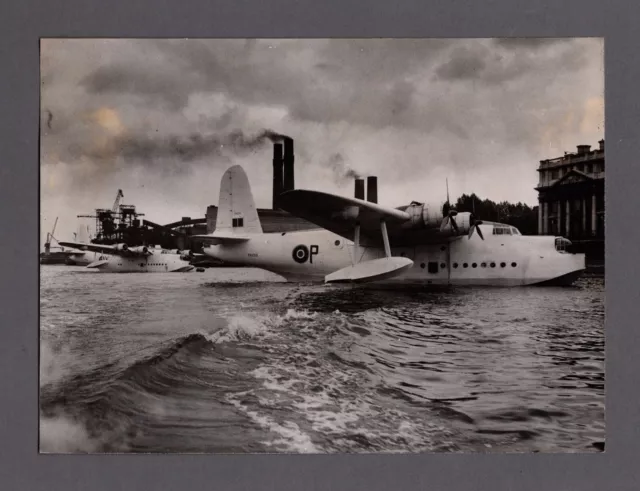 Short Sunderland Flying Boat River Thames Victory Day Original Press Photo Raf