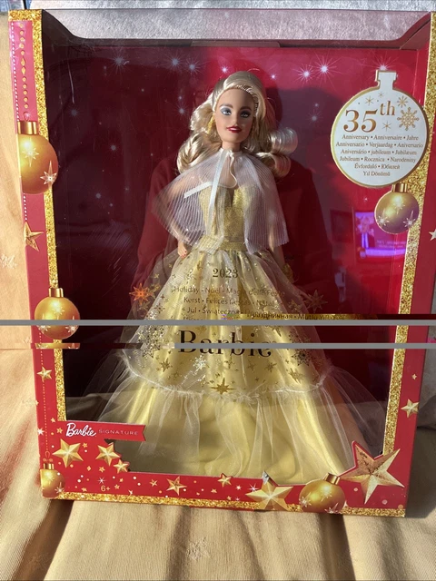 Barbie Signature Holiday Blonde Poupée Fashion HRM65