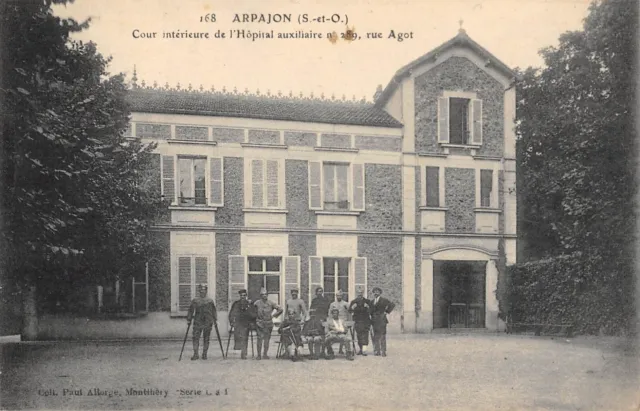 Cpa 91 Arpajon / Cour Interieure De L'hopital Auxiliaire N°289 / Rue Agot