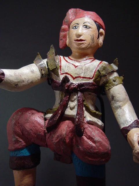 ANTIQUE BURMESE MANDALAY THEATRICAL MALE FIGURE, WOOD ELEMENT. MYANMAR 19th C. 2