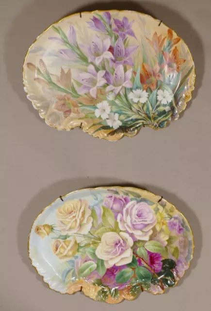Roses Et Glaieuls, Paire De Plats En Porcelaine Peinte à La Main Par Sénamaud