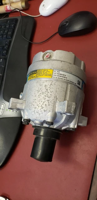 Delphi Refrigeration Compressor & Oil Assembly P/N 52381873 ( E2-2)