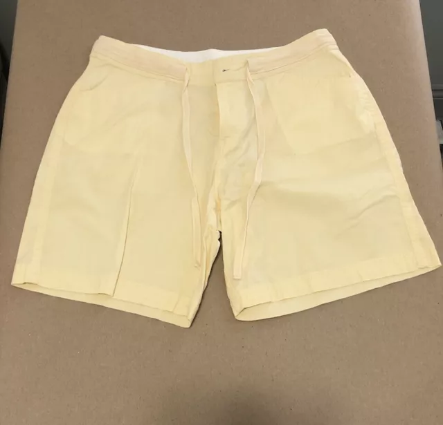 White Sierra Women's Size 4 Shorts Yellow Pockets Drawstring Beach Breathable