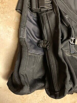 Tumi Large Alpha Ballistic Bifold Garment Bag 24" Black Nylon Made In Usa 3