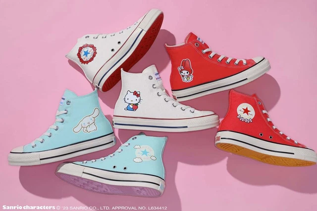 Hello kitty deals converse 7.5