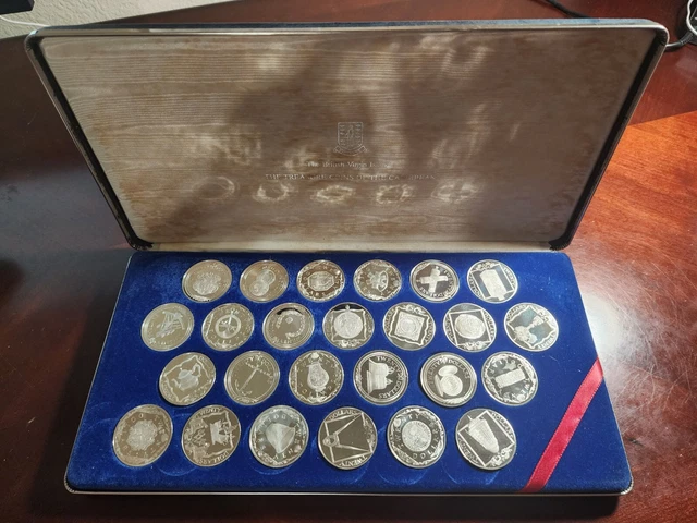 1985 Treasure Coins of the Caribbean 25 Sterling Silver Coin Set.  15.32 oz ASW